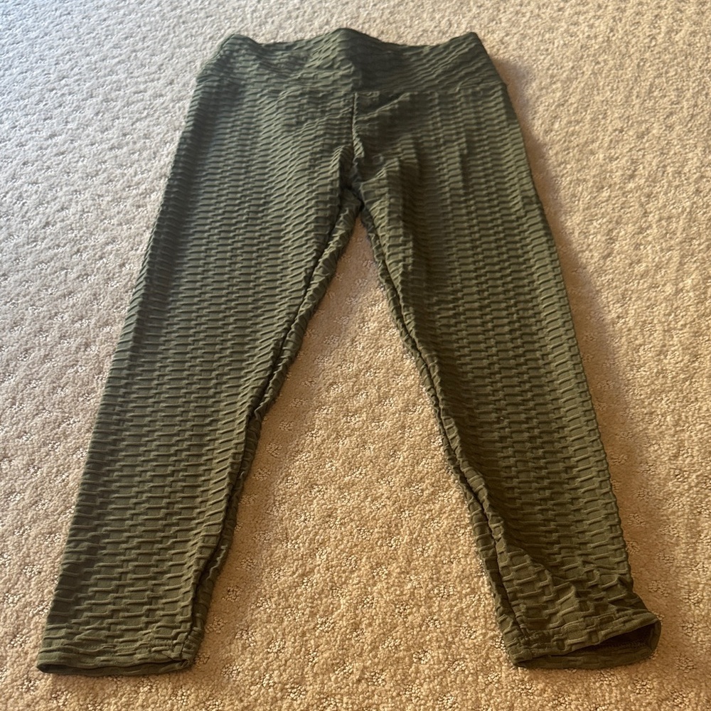 Women’s tic tok leggings- Green Textured Leggings
